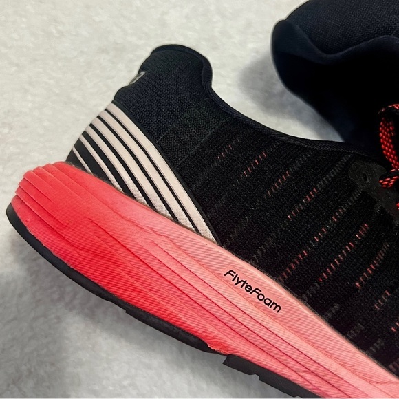 Asics Gel Women's Pink/Black Dynaflyte 3 Running Shoe- Size 7 - Picture 4 of 13
